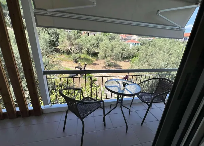 Sunshine Apartments And Rooms